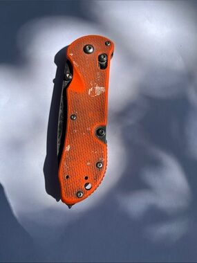 Benchmade Triage folding knife